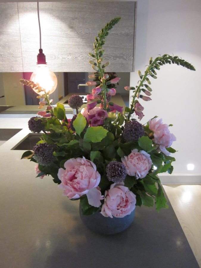 Subscription Flowers for your home or 