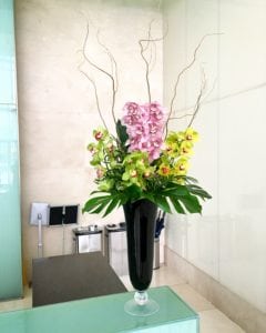 Weekly Corporate Vase - £30.00 (Exc VAT)